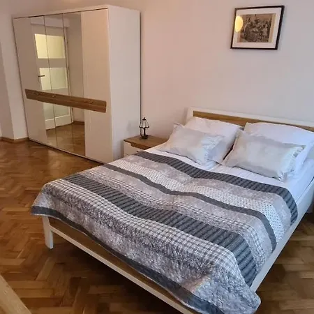 Apartament Zamkowa Street. *wawel*ice *bulwary Wislane